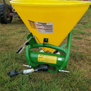 2025 Southern 500 Pull-Type Fertilizer Spreader