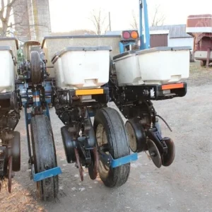 2004 KINZE 3000
