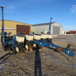 2003 KINZE 3000