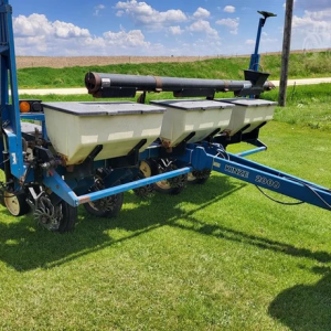 1999 KINZE 2000