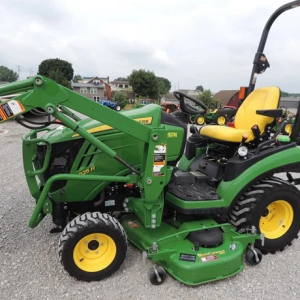 2016 JOHN DEERE 1025R